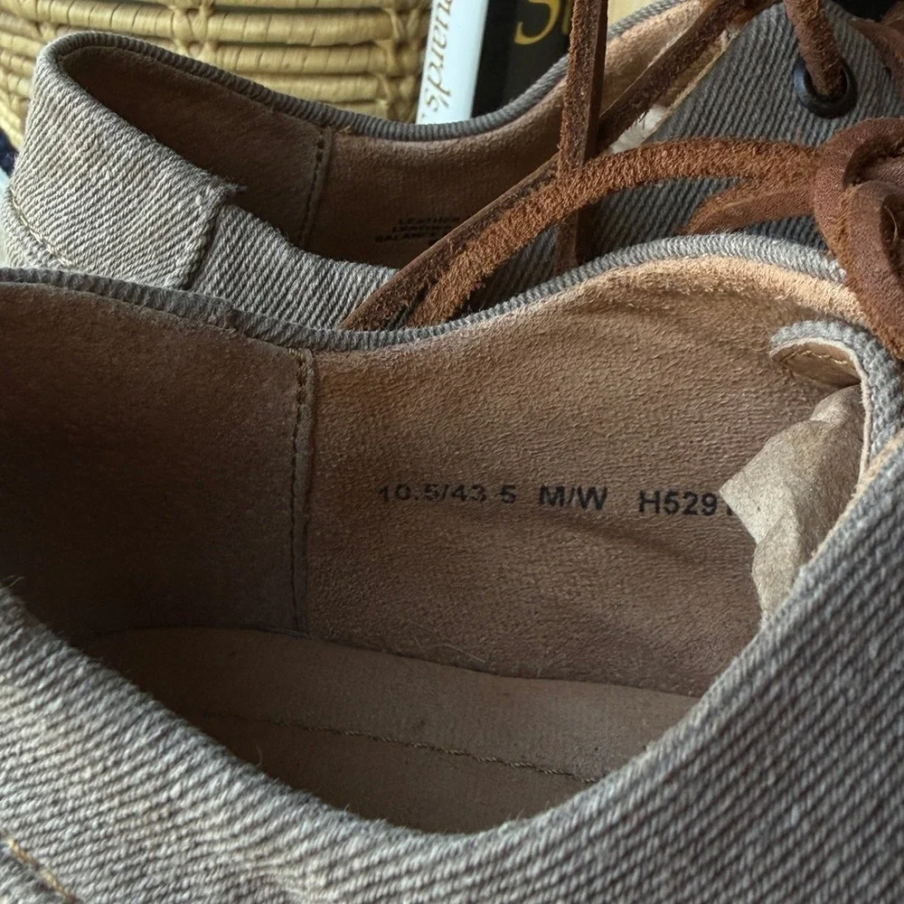 Born handcrafted canvas